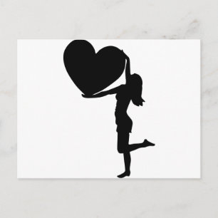 Vrouw die een hartstilte houdt - Valentijn Briefkaart