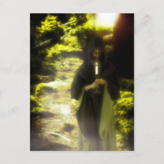 Vrouw druïde in het bos briefkaart