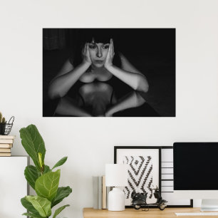 Vrouw en spiegel poster