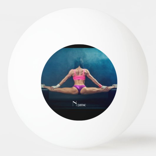 Vrouw fitness Model Split Thunder_Cove Pingpongballen (Voorkant)