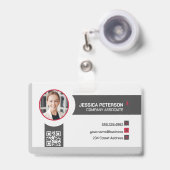 Vrouw glimlachen | Ondernemingen | QR-code Badge (Front with Retractable)