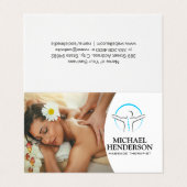 Vrouw Glimlachend Getting Massage Visitekaartjes (Buitenkant ongevouwen)