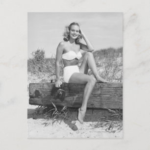 Vrouw in Bikini Briefkaart