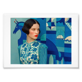 Vrouw in blauwe bloemenjurk, schilderij van blauw foto afdruk