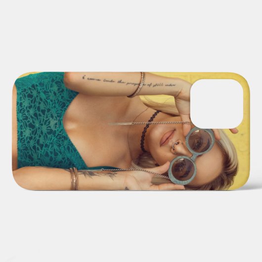 Vrouw in blauwe Gibraltar met zonnebril Case-Mate iPhone Case (Achterkant (horizontaal))