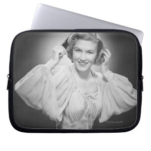 Vrouw in Dress 2 Laptop Sleeve
