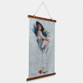vrouw in Martini Glass Hangend Wandkleed (Gebogen)