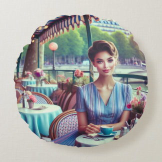 Vrouw in restaurant rond kussen
