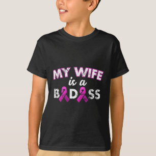 Vrouw is een slecht bewustzijn van borstkanker t-shirt