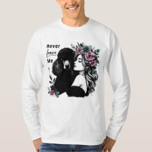 Vrouw knuffelen poedel met bloemen t-shirt