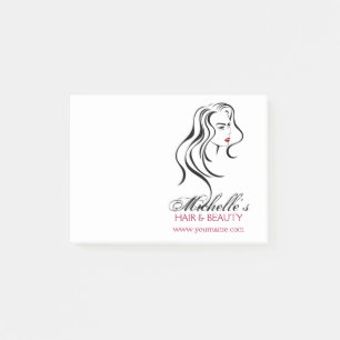 Vrouw meisje met golvend haar en makreel post-it® notes