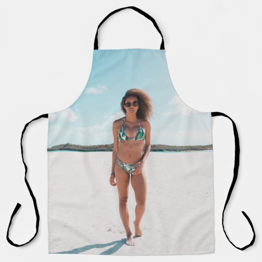 Vrouw met bikini op zand schort (Voorkant)