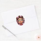 Vrouw met curlers ronde sticker (Envelop)