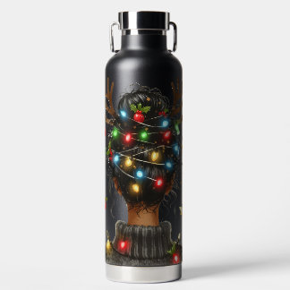 VROUW MET KLEURRIJKE KERSTLAMPJES IN HAAR HAAR WATERFLES