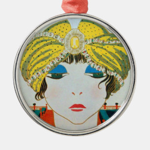 VROUW MET ORIENTAAL GEEL TURBAN METALEN ORNAMENT