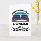 Vrouw met Paddle Board Funny Gift mama Kaart (Gele Bloem)