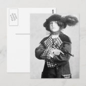 Vrouw met Pistol, 1910 Briefkaart (Voorkant / Achterkant)
