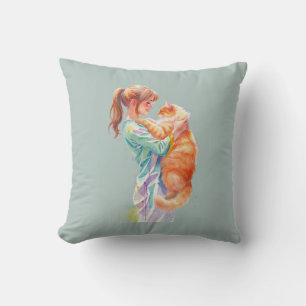 Vrouw met pluizige oranje Maine Coon kat Kussen