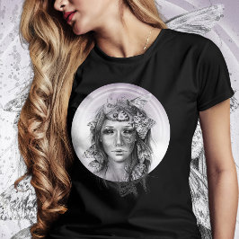 Vrouw Portret met Moten Surrealistische Dark Fanta T-shirt