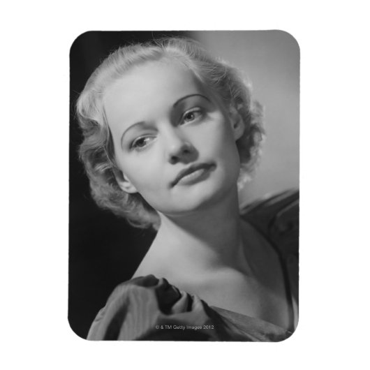 Vrouw Posing 2 Magneet (Verticaal)