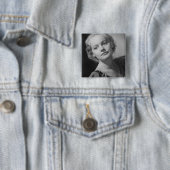 Vrouw Posing 2 Vierkante Button 5,1 Cm (In situ)