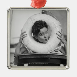 Vrouw Posing 3 Metalen Ornament