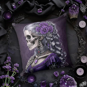 Vrouw Skull Cameo in het Paarse Kussen