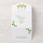 Vrouw Vrouw Irish Claddagh Ring and Shamrocks All In One Uitnodiging (Buitenkant)