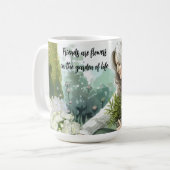 Vrouw Werken in Bloementuin Vriendschap Bericht Koffiemok (Voorkant links)