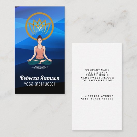 Vrouw zit in yoga-houding visitekaartje (Voorkant / Achterkant)