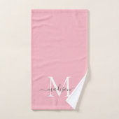 Vrouwelijke Blush Roze Grijs Monogram Script Naam  Bad Handdoek (Handdoek)