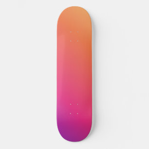 Vrouwelijke Esthetische Kleurrijke Skateboard