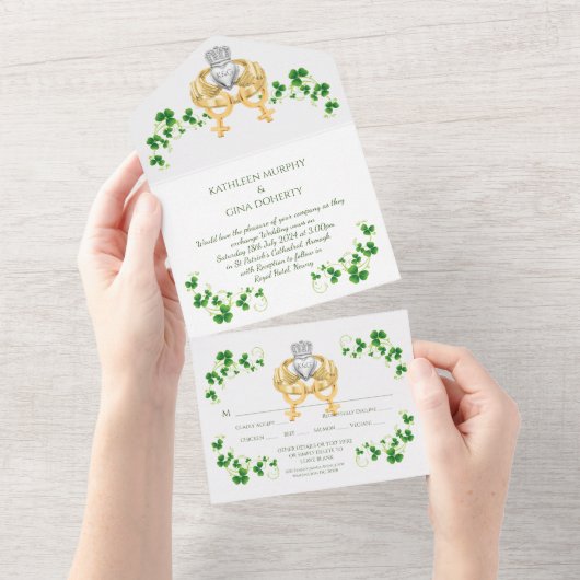 Vrouwelijke Ierse Claddagh-ring en klaveren All In One Uitnodiging (Afscheurbaar)