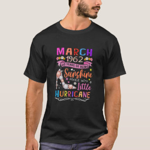 Vrouwen april 1962 60 jaar Geweldige bloemen T-shirt