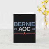 Vrouwen Bernie Sanders en AOC V-neck Kaart (Gele Bloem)