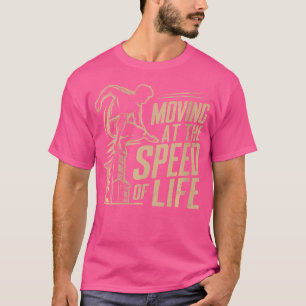 Vrouwen bewegen op het ritme van het leven Parkour T-shirt
