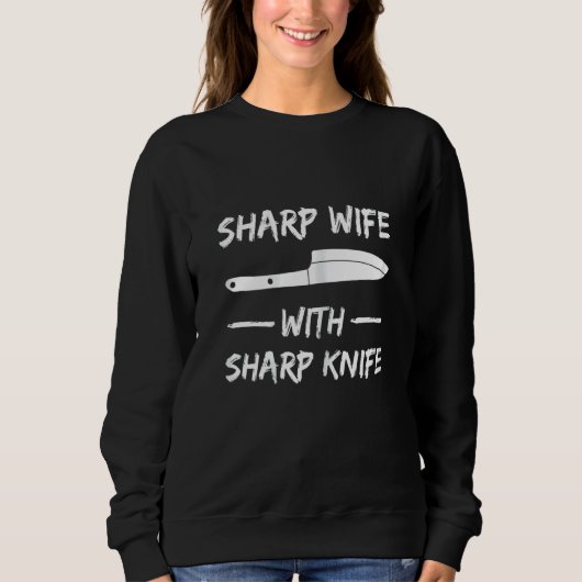 Vrouwen delen hun vrouw met een scherp mes voor uw trui (Voorkant)