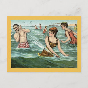 Vrouwen die aan de strand vriezen briefkaart