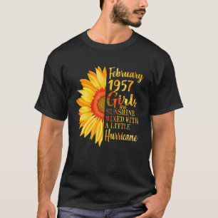 Vrouwen geboren in februari 1957 65e verjaardag 65 t-shirt