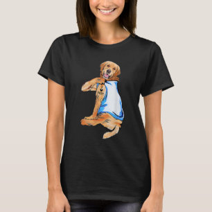 Vrouwen geven Golden Retriever Tattoo waar ik van  T-shirt