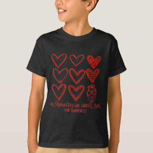 Vrouwen in februari dragen rode hartziekte Chd Aw T-shirt
