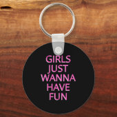 Vrouwen meisjes gewoon we hebben plezier v-hals sleutelhanger (Voorkant)