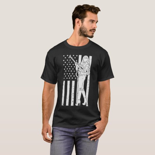 Vrouwen met Amerikaanse vlag Pistolen Pro Pistool T-shirt (Voorkant volledig)