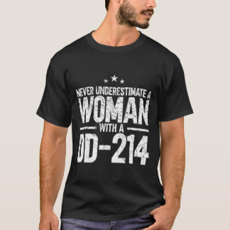 Vrouwen met een DD-214-patriottische militaire vin T-shirt