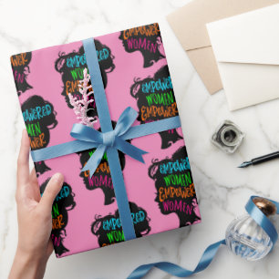 Vrouwen met een krachtige kracht cadeaupapier