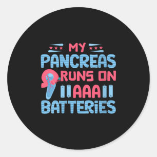 Vrouwen Mijn alvleesklier loopt op AAA-batterijen  Ronde Sticker