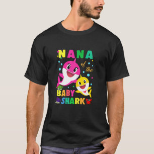 Vrouwen Nana van de Verjaardag Baby Nana Shark Fam T-shirt