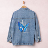 Vrouwen Quote Blue Butterfly Yas Babe Denim Jacket (Hangar)