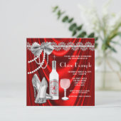 Vrouwen Rode verjaardagsfeestje tot in de perfecti Kaart (Staand voorkant)