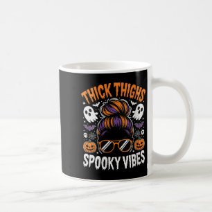 Vrouwen rommelige broodje dikke dijen Spooky vibes Koffiemok